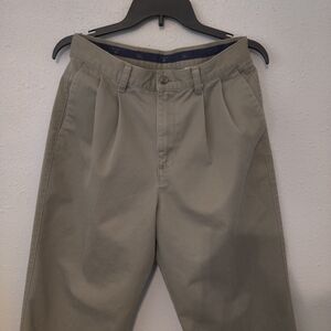 Dockers Men's Khaki Chinos